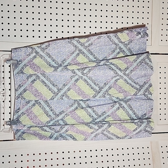 Talbots size 14 Multi-Colored Geometric Print Lightweight A-Line Skirt - Picture 5 of 7
